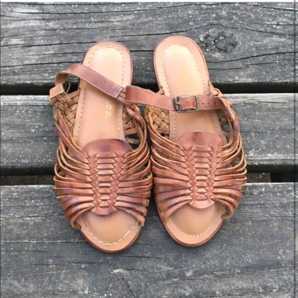 wide width huaraches